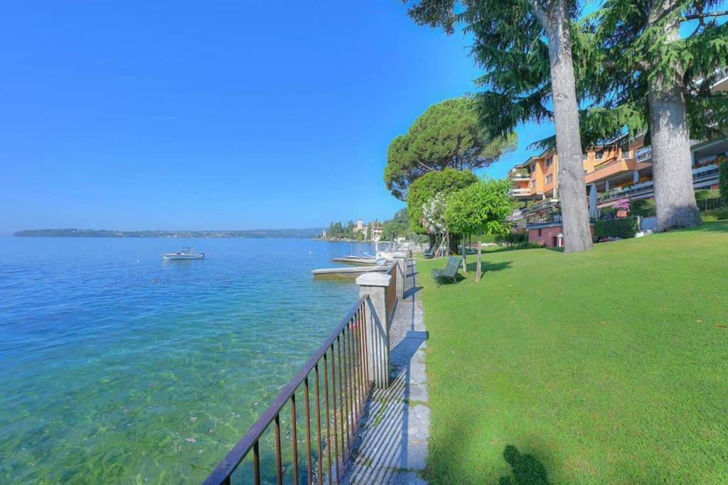 Appartamento 33 Rose Gardone Riviera Exteriör bild